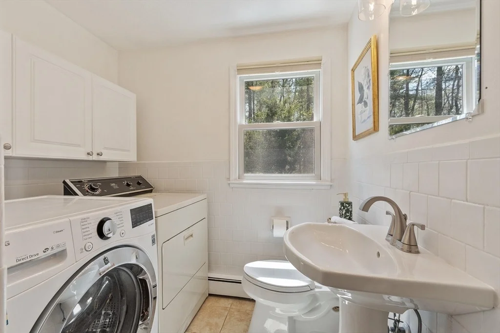 Photo of 14 Minot Avenue