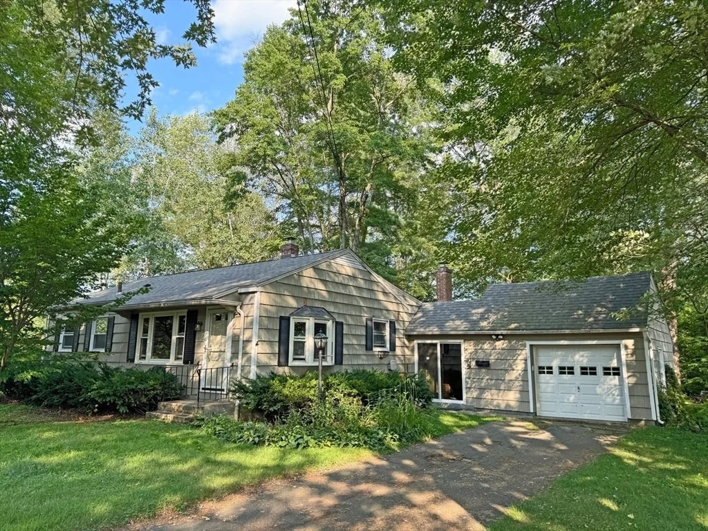 Photo of 45 Eastern Ave