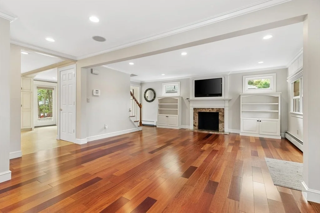 Photo of 144 Kingston Rd
