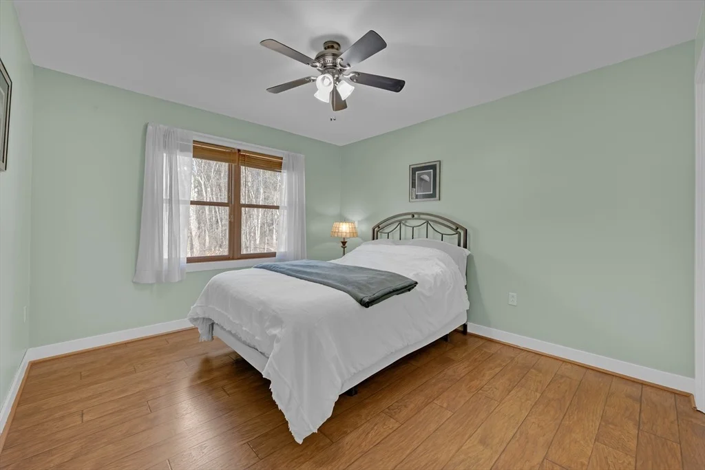 Photo of 2824 Greenwich Rd