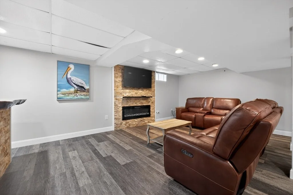 Photo of 321 Birchbark Dr