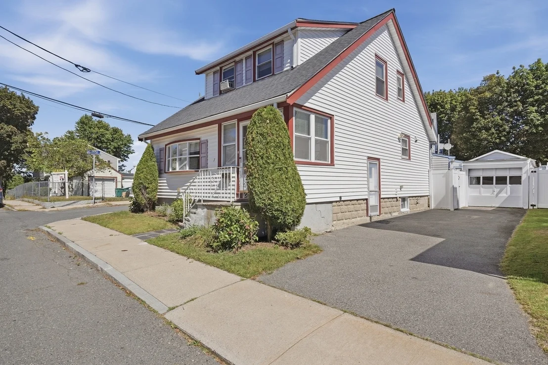 Photo of 7 Geneva Avenue