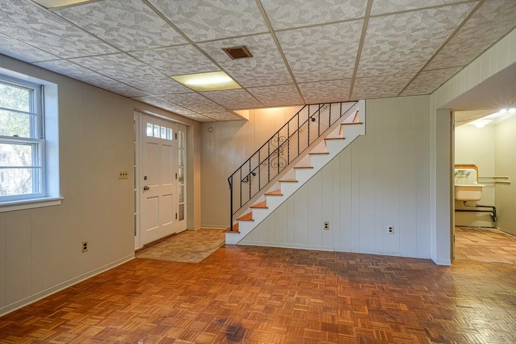 Photo of 49 Lanewood Ave