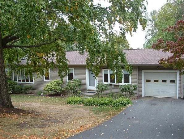 Photo of 76 Valley View Drive