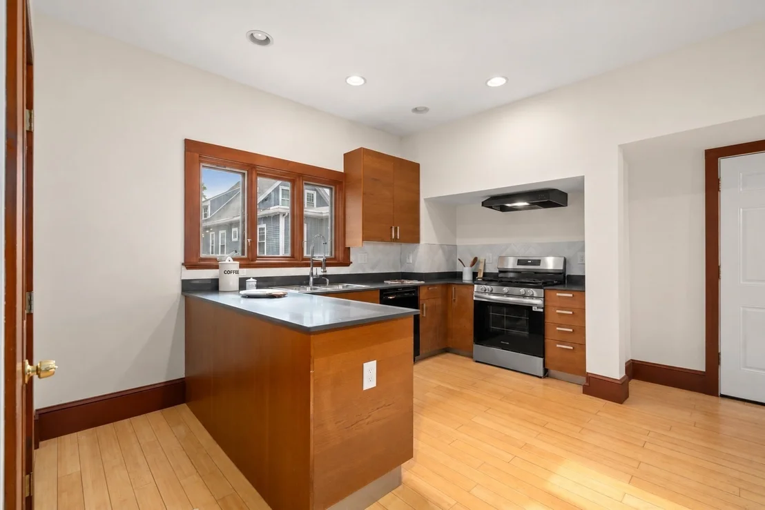 Photo of 77 Sycamore Street