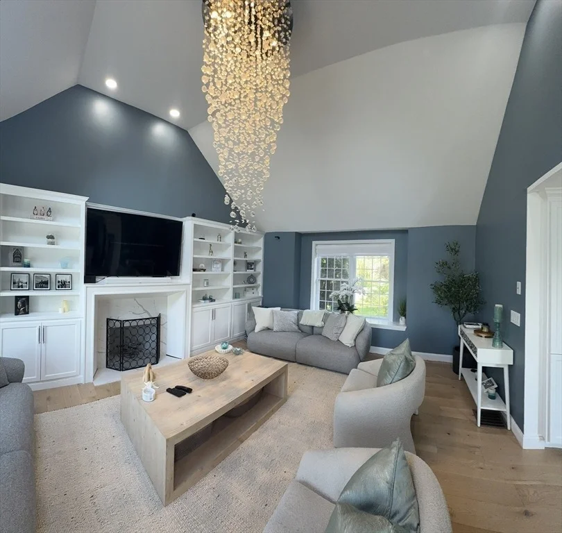 Photo of 5 Cortland Dr