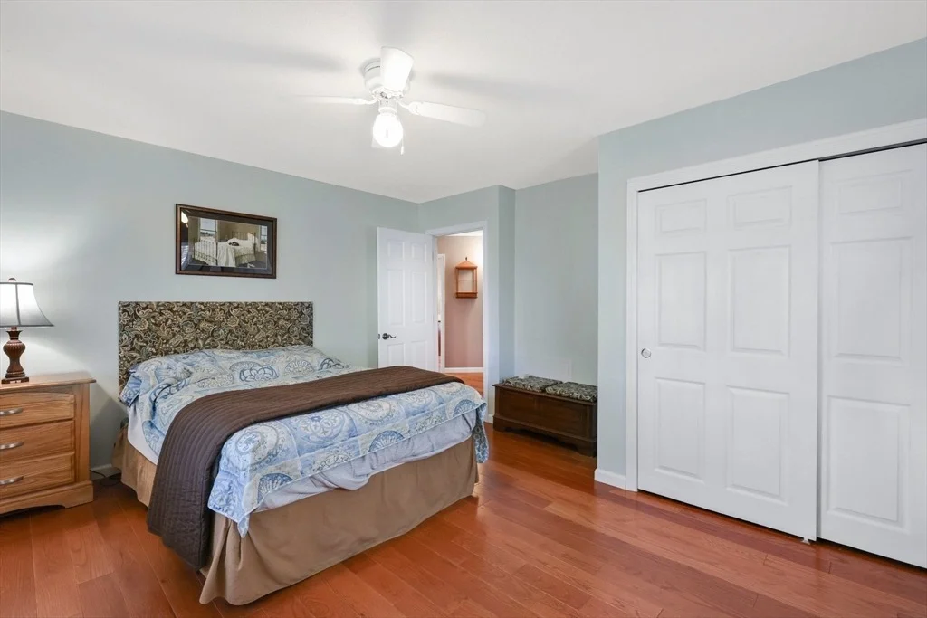 Photo of 19 Simmons Brook Dr