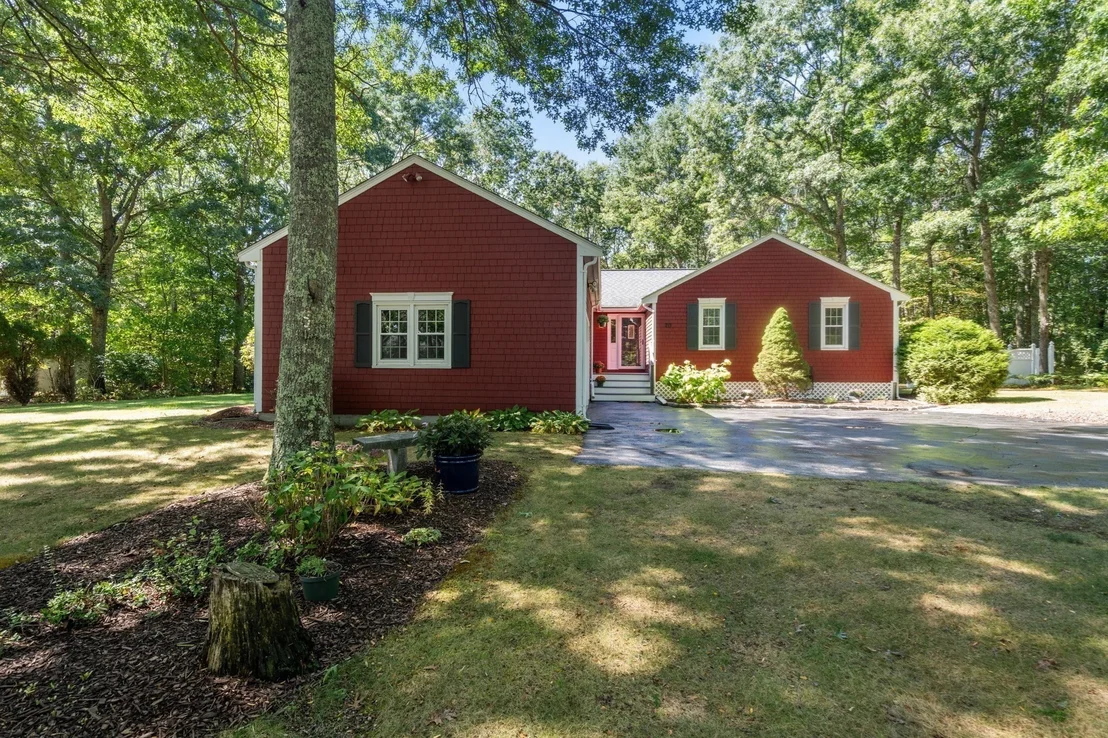 Photo of 20 Wexford Dr