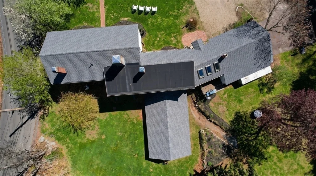 Photo of 375 Linebrook Rd
