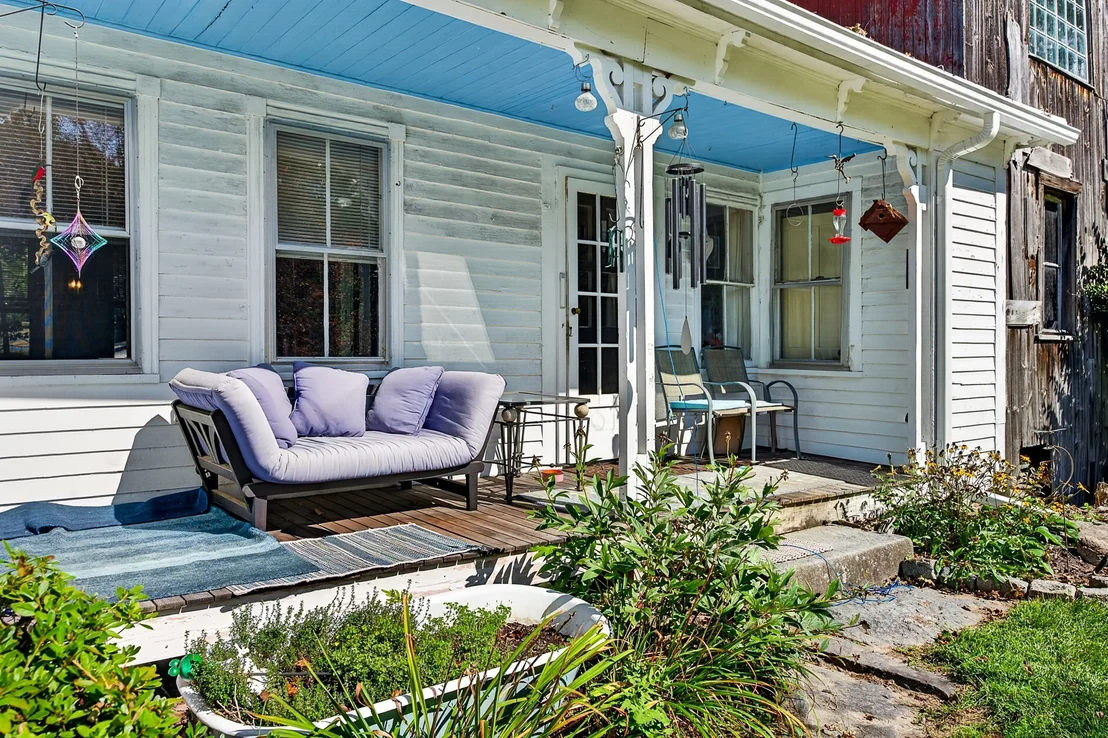Photo of 260 Pleasant St