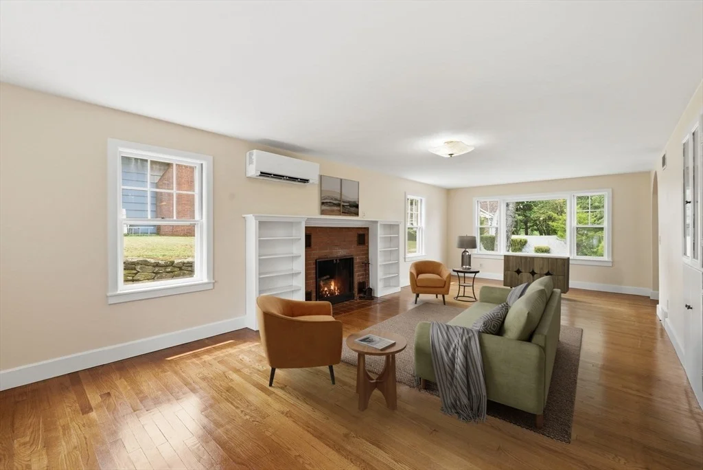 Photo of 375 Fredette Street