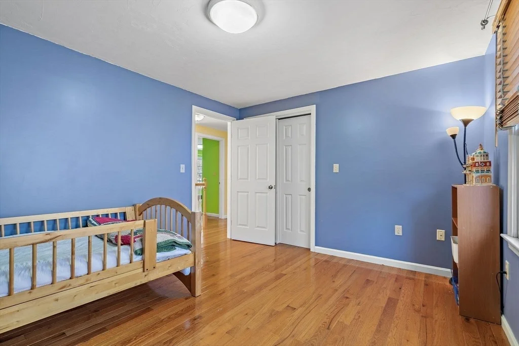 Photo of 15 Winterberry Dr