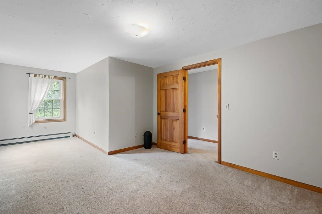 Photo of 85 Millbury Rd