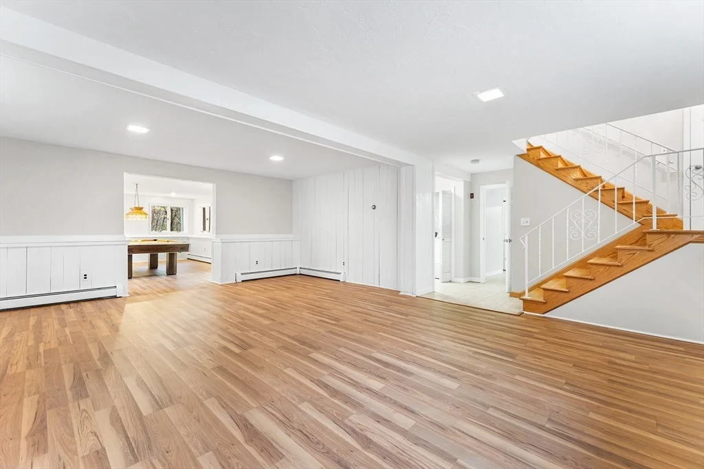 Photo of 33 Dascomb Rd