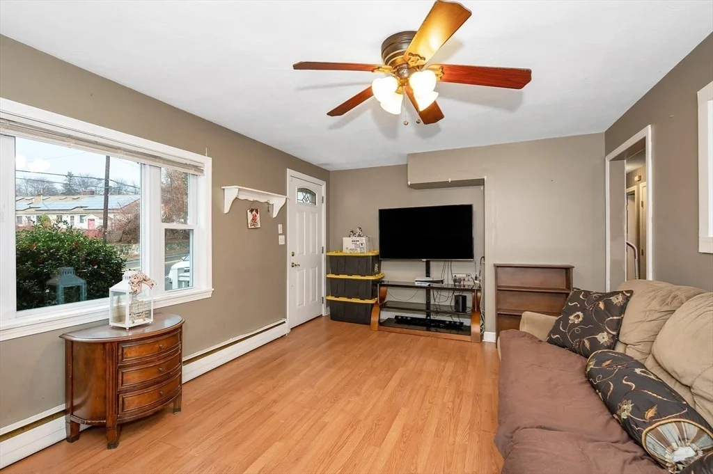 Photo of 362 Lowell St