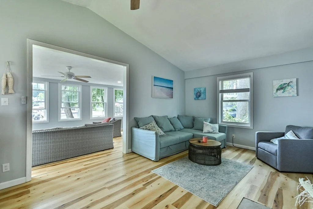 Photo of 23 Lakeview Rd.