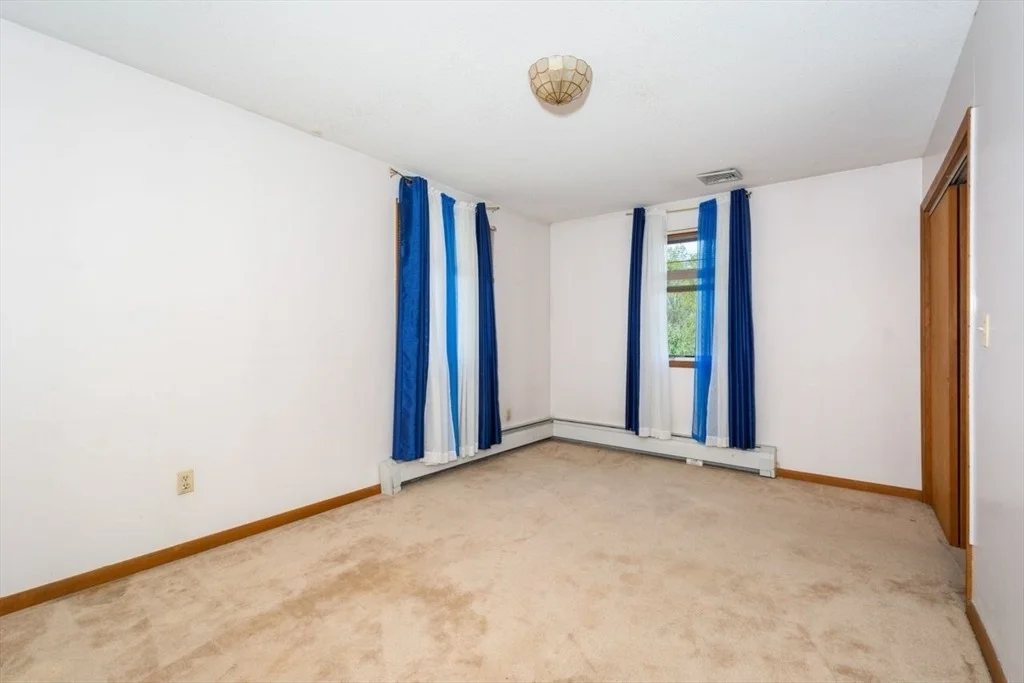 Photo of 302 Maple Street