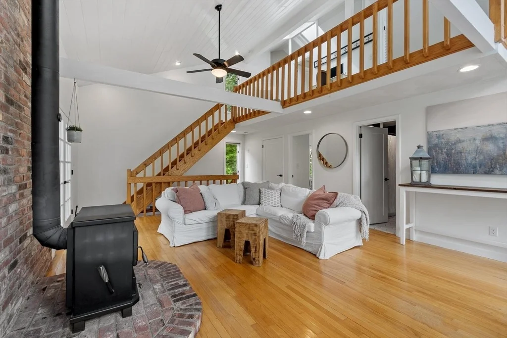 Photo of 592 Sugar Rd