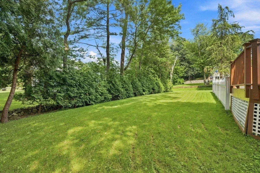 Photo of 6 Cedarview Rd