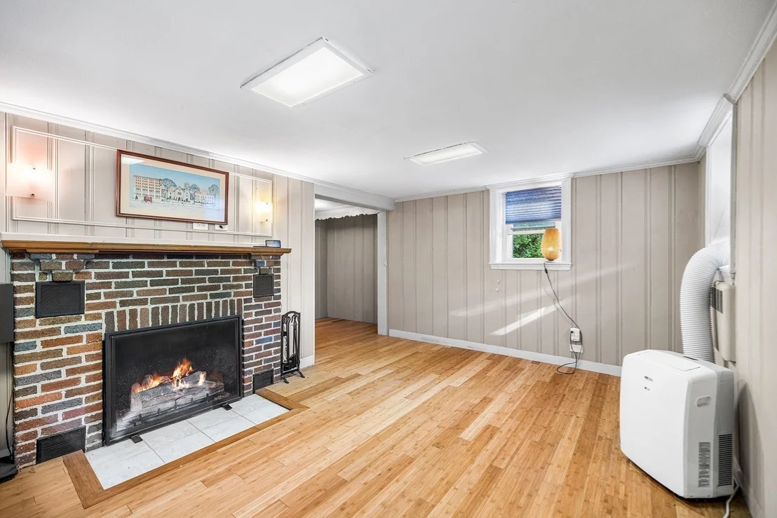 Photo of 43 Dolphin Ave