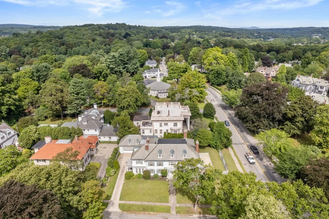Photo of 2 Military Rd