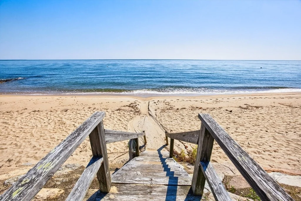 Photo of 35 Shore Dr