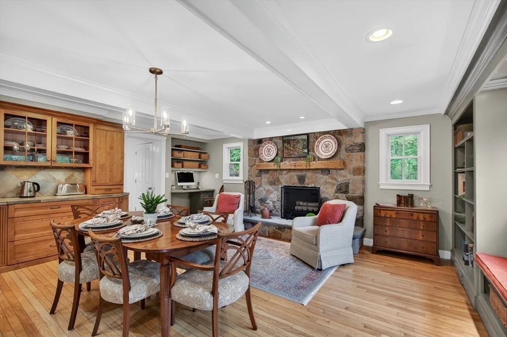 Photo of 14 Ballardvale Rd