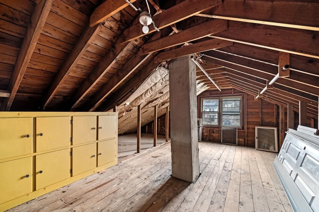 Photo of 504 Loring Ave