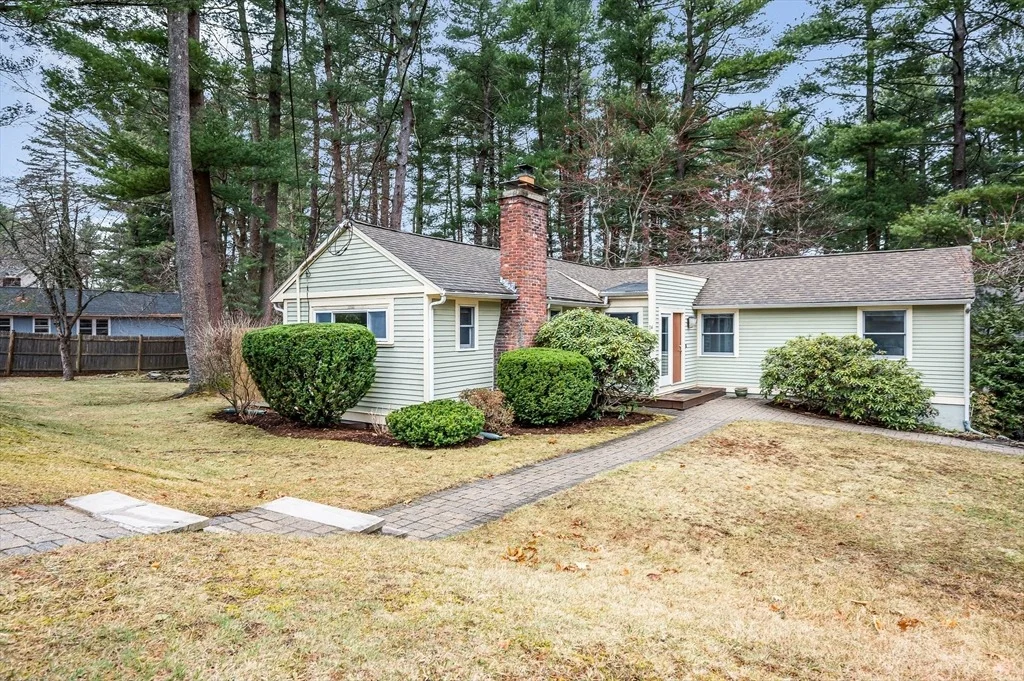 Photo of 14 Holton Road