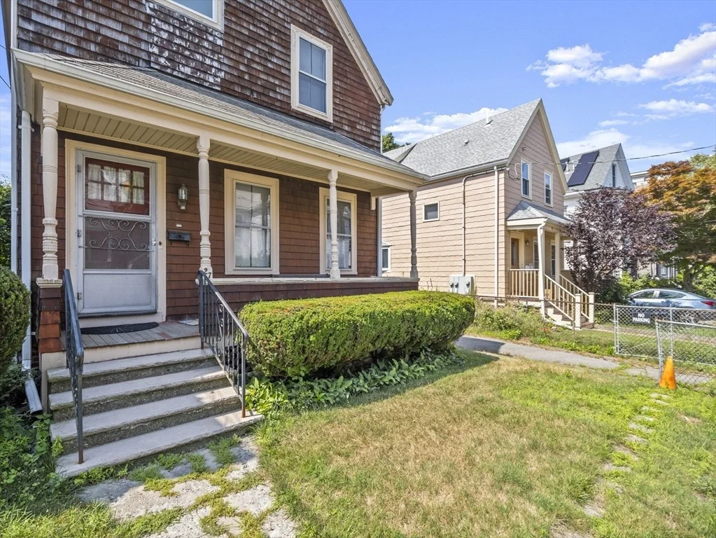 Photo of 27 Alpine St