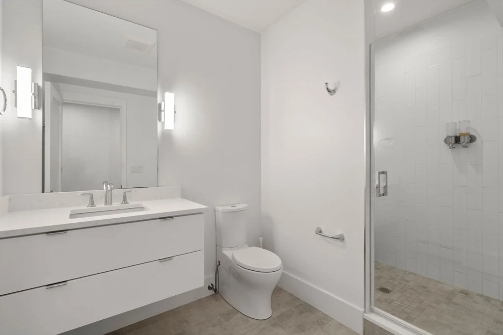 Photo of 77 Kings Grant Road