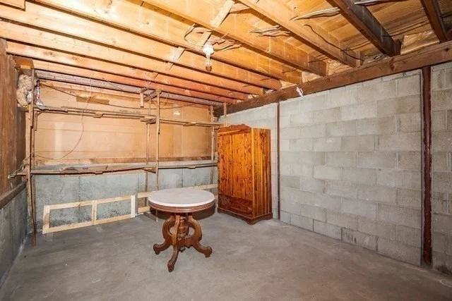Photo of 6 Barnes Ave