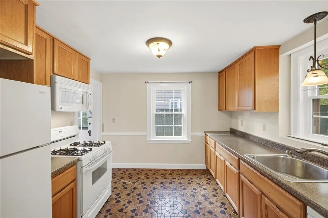 Photo of 77 Payson Rd