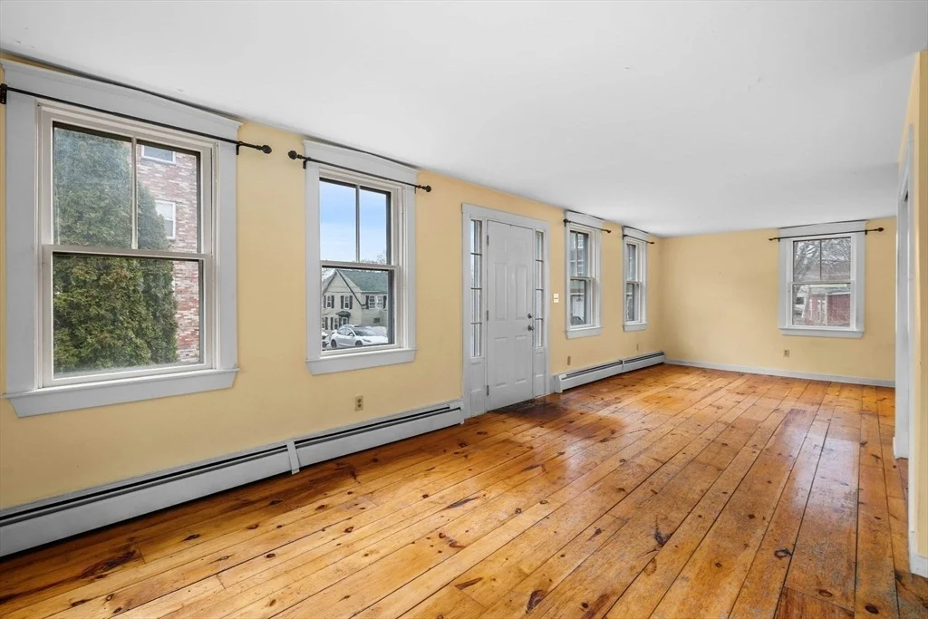 Photo of 54 Rowland St