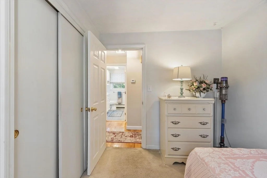 Photo of 134 River Rd