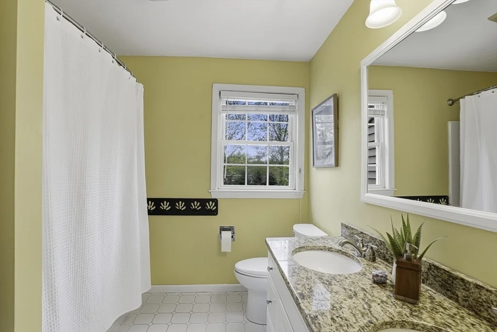 Photo of 82 Hardwick Rd