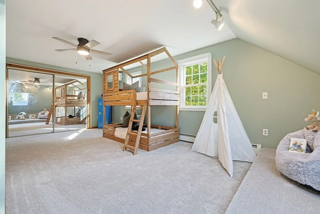 Photo of 9 River St