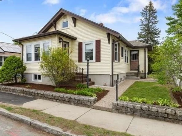 Photo of 17 Ames St