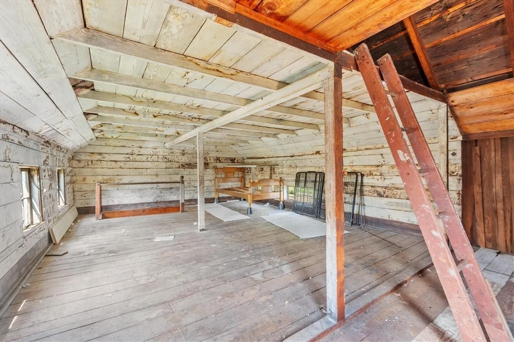 Photo of 125 Lake Ellis Rd
