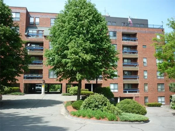 Photo of Unit 601 at 4 Summit Drive