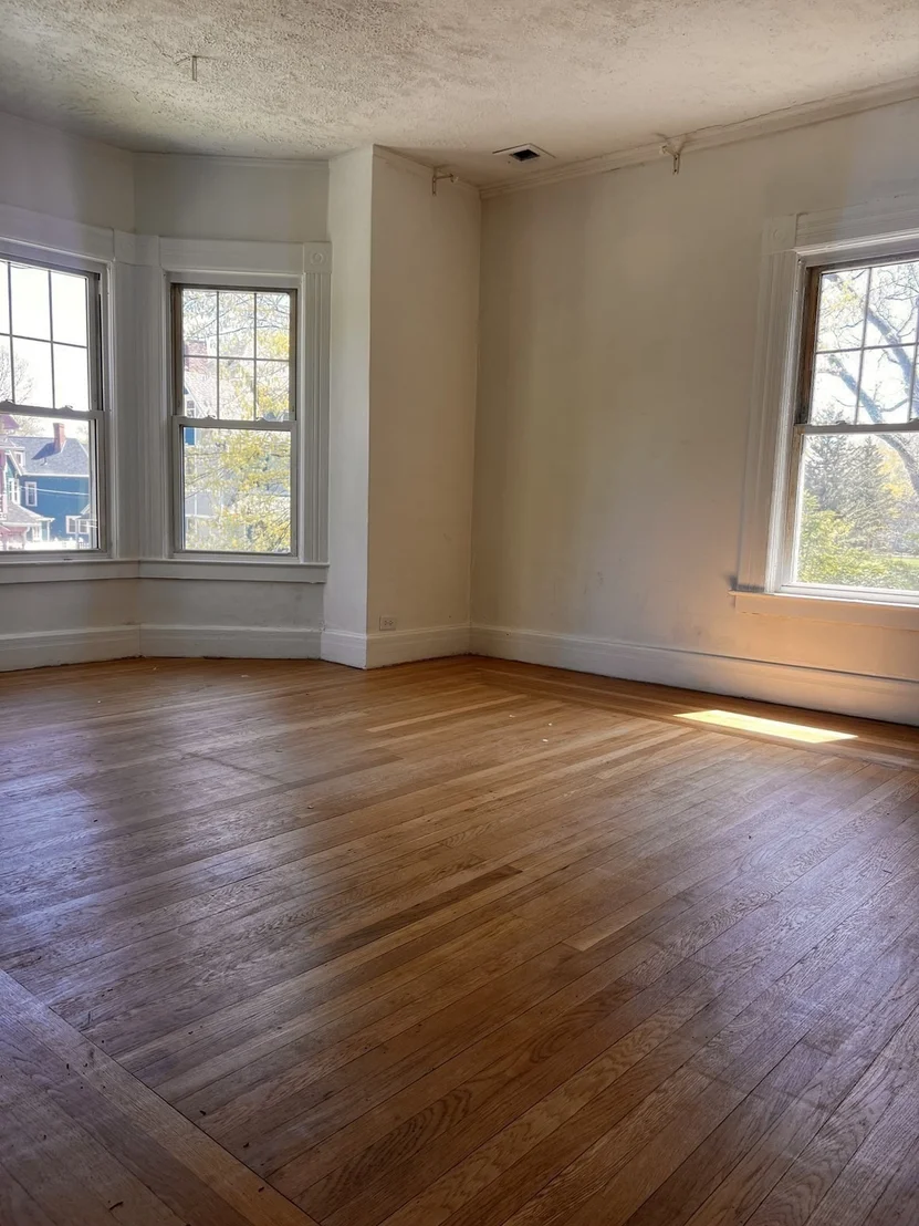 Photo of 186 Buckingham St.