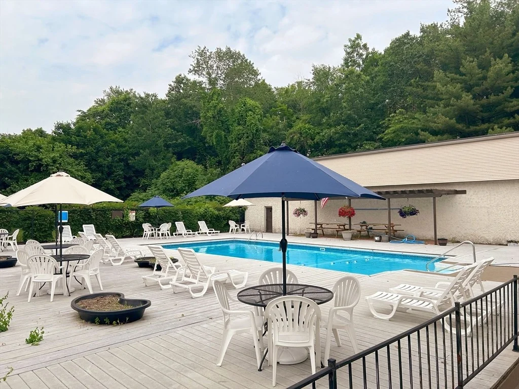 Photo of Unit D at 4 Maple Crest Circle