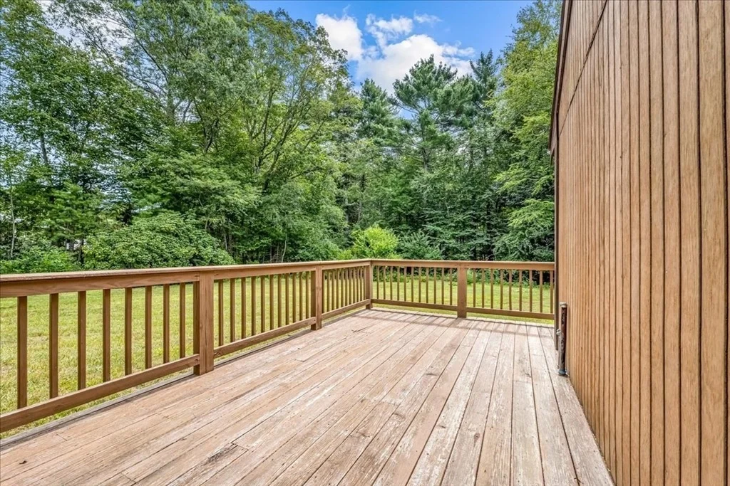 Photo of 110 Queens Brook Rd