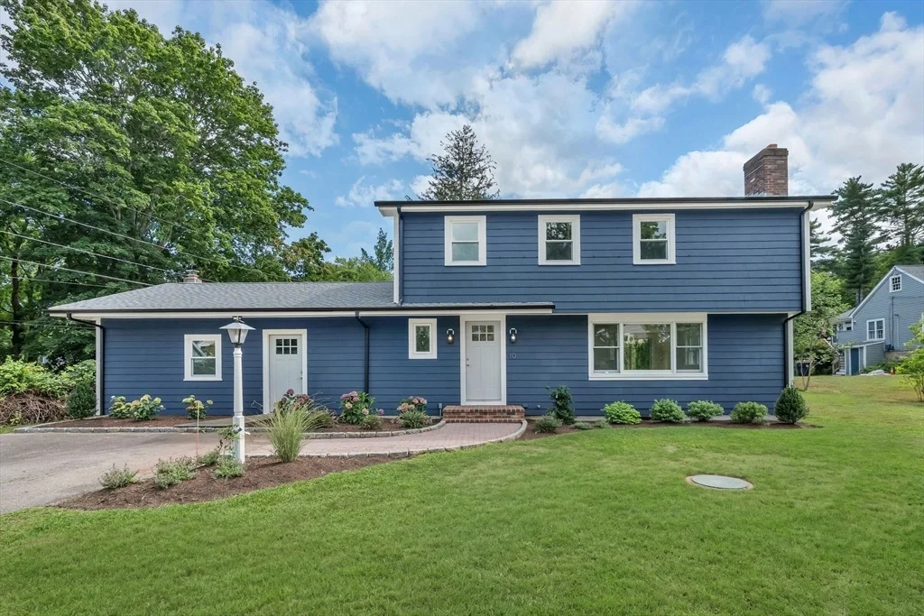 Photo of 10 Briggs Ln