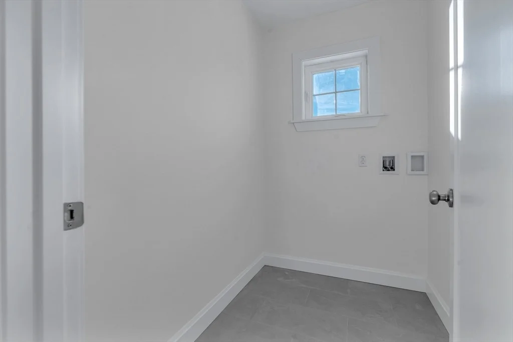 Photo of 25 Columbine Rd