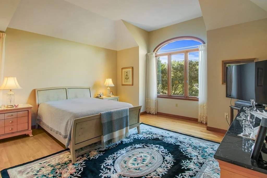 Photo of 15 Greenview Lane
