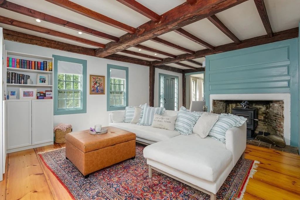 Photo of 129 Whitehall Rd