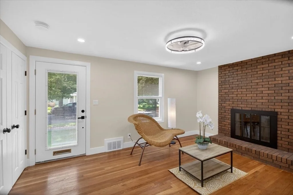 Photo of 163 Powell Avenue
