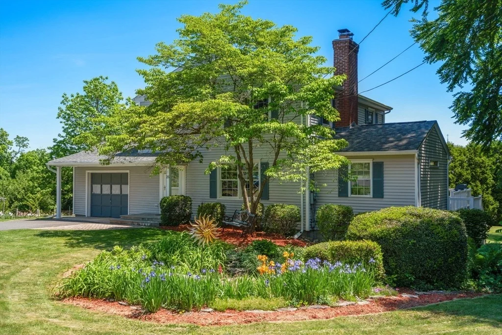 Photo of 25 Everett Ave