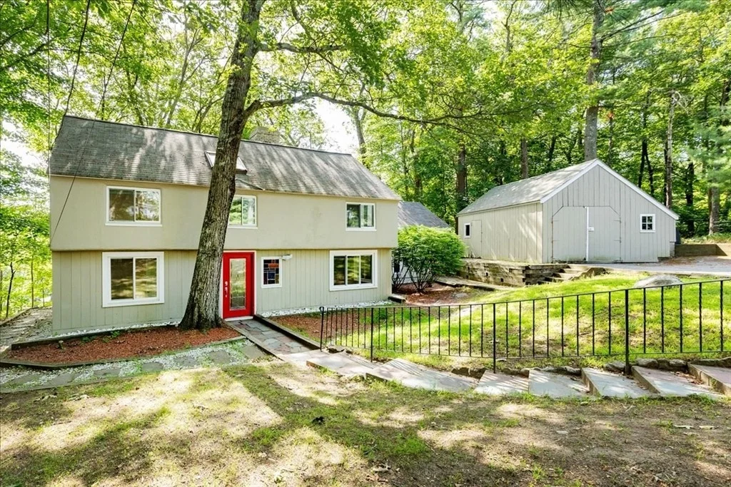 Photo of 17 Boulder Rd.